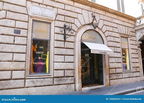 hermes aria compressa roma|Hermes Rome, Roma, Italy .